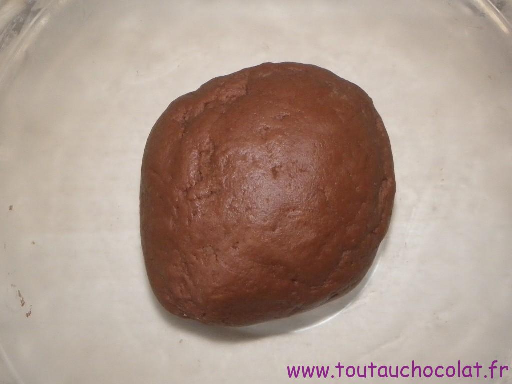 Une recette de pâte sablée au chocolat.
